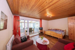 Reetdachferienhaus nur 50m von der Ostsee entfernt, Dierhagen